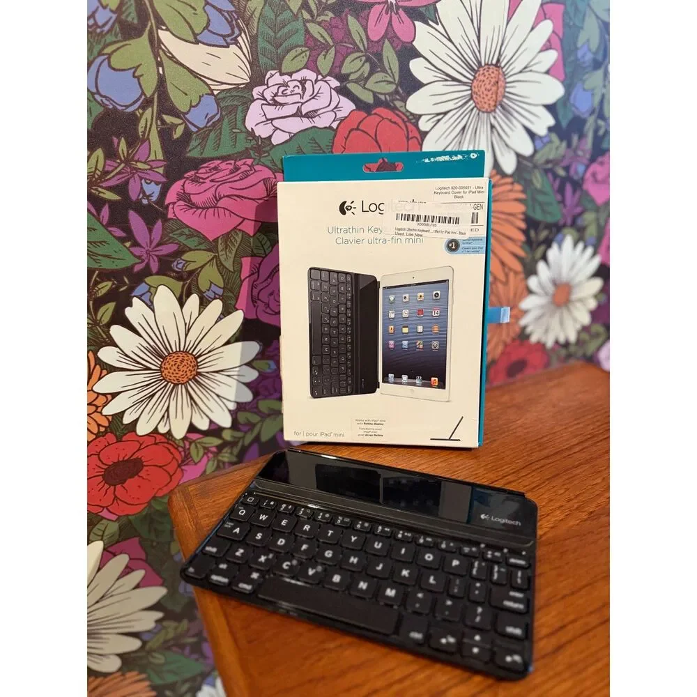 Logitech Ultrathin Keyboard for iPad Mini Model LOG920005021 in Black